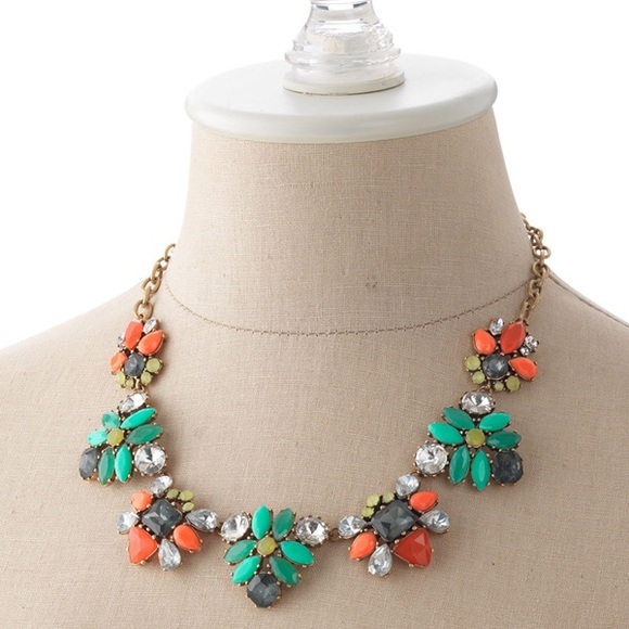 Stella & Dot Jewelry - Stella & Dot Elodie green orange gold necklace